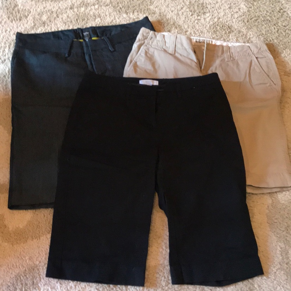 3 pairs of Bermuda shorts